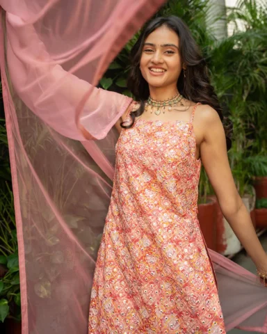 Caught in the summer fashion rush of BIBA’s Easy Breezy Summer collection☀️

[Su