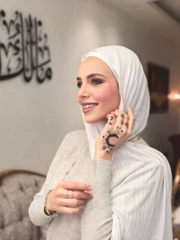 كل عام وانتو بخيرر🤍✨