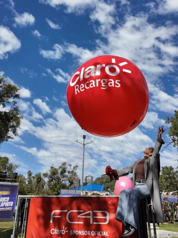 Cuando yo era chica mi papá me llevaba a las carreras. Conozo un montón de autód