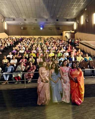 तिघी म्हणता म्हणता आज इतक्या साऱ्यांना घेऊन ‘तिघी’ सिनेमाने गाठला यशाचा ५२ व्या 