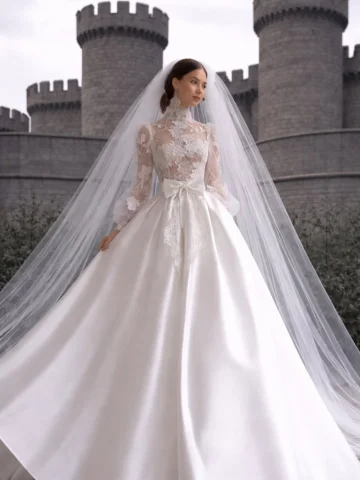 “Petal & Veil” : A Love Story in Couture.

#ZiadNakad
#ZiadNakadBridal
#ZNBridal