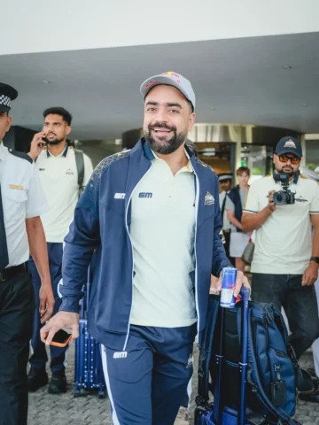 ✈️ 📍BLR

[ Aava De | TATA IPL 2026 | Gujarat Titans ]
