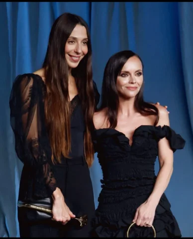 Thank you @chemena for taking me with you! 🖤🖤 
The Museum Academy Gala was spe