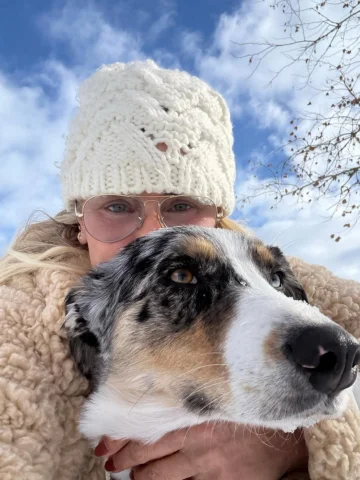 ❄️The first snow turns the farm into a fairytale, ordinary moments wrapped in qu