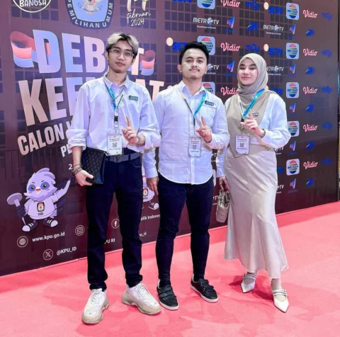 ini baru panutan anak muda Indonesia @frostdiamondd @clarashintareal 🇮🇩🫡 SALU