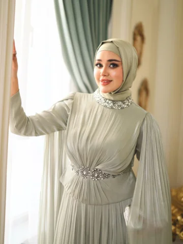 ⁨	صلو على الهادي 🥹🤍👰‍♀️

فستاني من ‪@natalya.boutiq‬ 🤍

#explorer #اكسبلور #