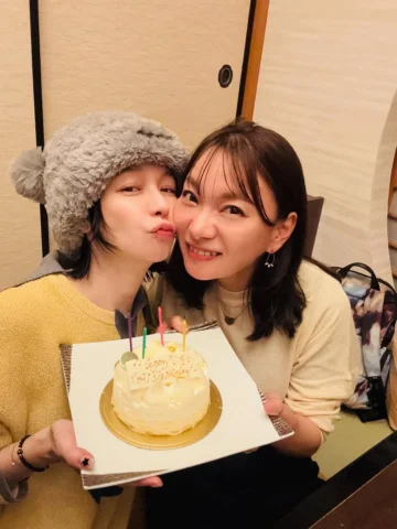 Keiㄛ、姊ㄛ

我們的孩子們又長大了！
我們實在是保養的還不錯

講完🤭。

@keiyasuda1206 
@ms.amberhsu 

#V和圭28年的