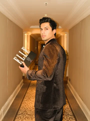 We made it.🏆 @elleindia 

2026 is starting with something truly amazing.
It’s b