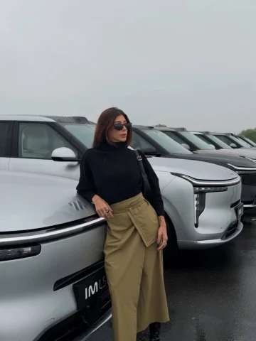 que experiência incrível estamos vivendo na China com a @mgmotorbr_ 🩶
e foi só 