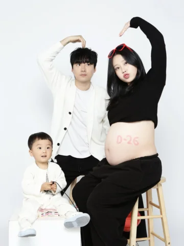 꼴랑 이거 찍고 장렬히 전사해버린 만삭 임산부체력... 😪 강금땡 만나기 26일 전 후닥닥 남긴 만삭사진 건강하게 만나자 땡아🫧❤️🖤