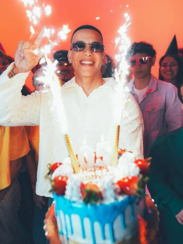 A mi no me cuenten que ando SIN - CUENTA pero Toy Hermoso’ 🙏🏾 Happy Bitthday t