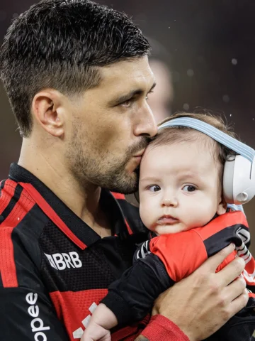 Hijo, hoy vivimos algo que nunca voy a olvidar: verte entrar conmigo al Maracaná