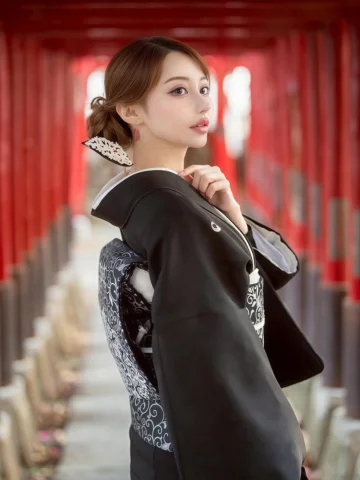 #黒留袖 🪭👘♡ 
ばぁちゃんの着物とにゃむが一目惚れして買った帯♡
⁡

 #上がり藤