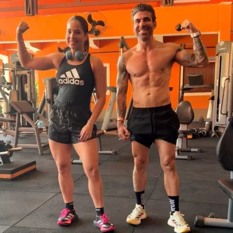 Foco 💪🏻 determinação 👊🏻 
Esse é o meu SHAPE aos 45 anos de idade 🙅🏻‍♂️
Bór
