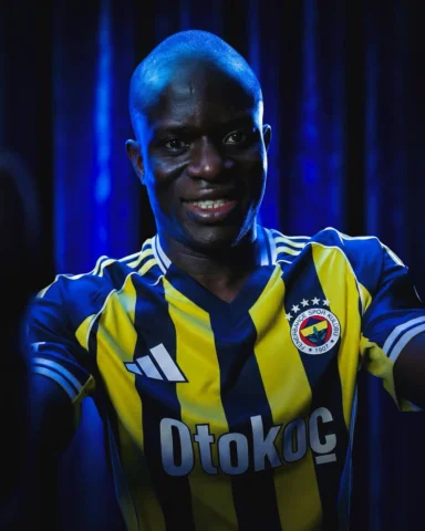 📸 #TheSilentLeader 💛💙