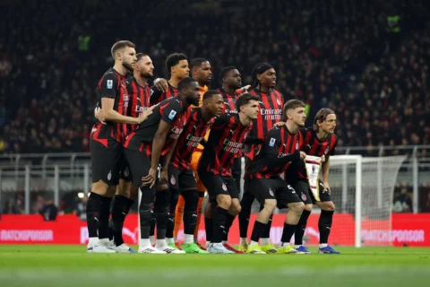 Pressure !! 🖤❤️
