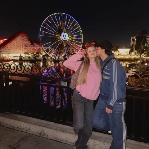 A disney con mi mujer 👩‍❤️‍💋‍👨