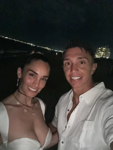 Muy feliz cumpleaños 🎉🎁🎂 amor de mi vida , mi jugadora pasional y la madre qu