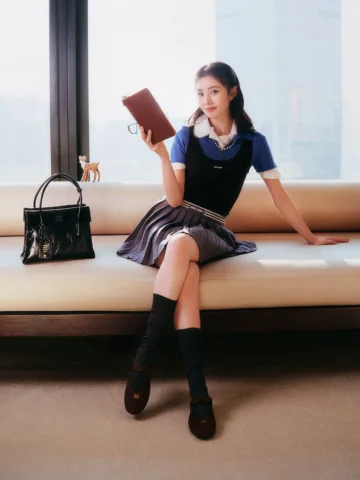 👜💖@miumiu
#MiuMiu #miumiuholiday