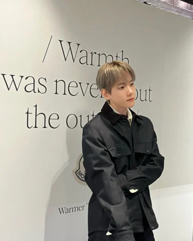 ☃️ #Moncler #WarmerTogether #몽클레르 #워머투게더