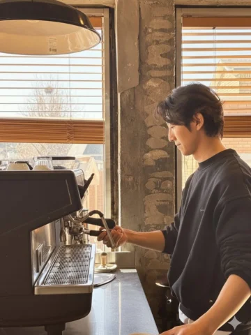 어뜨케 에스프레소 한잔 내려드려?☕️