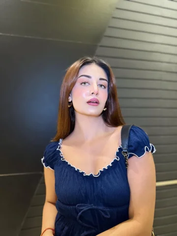 A little cute, a little chaos🤭🧸
.
.
#kritikadagar21 #foryou