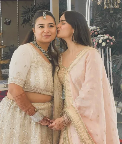 My girl got her fairytale✨
Her wedding, my whole heart❤️
.
.
.
.
#bestfriendwedd