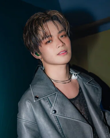 AJAA 'Game Start: The First Concert' | JC Solo Outfit 👾 

Hair by @jhed_deleon 