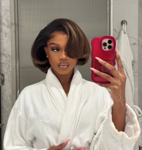 New Look 👀🤍!
.
Hair: @vogue_hive