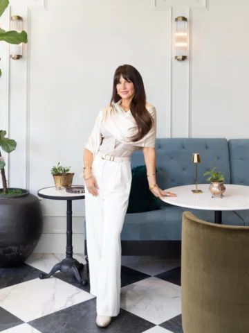 Leading the vision, loving the @chdmag team ✨📚 

Photography by @calliecocreati