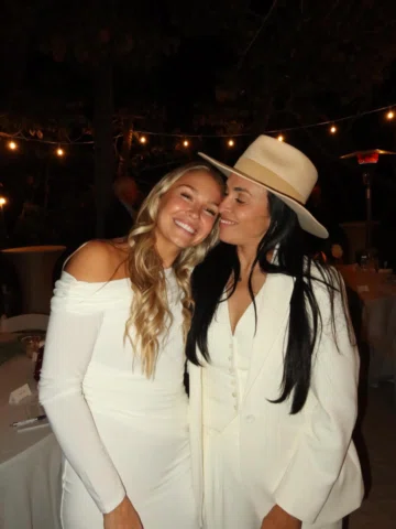 Happy Birthday to my best friend, meu amor, and my beautiful wife. Marrying you 