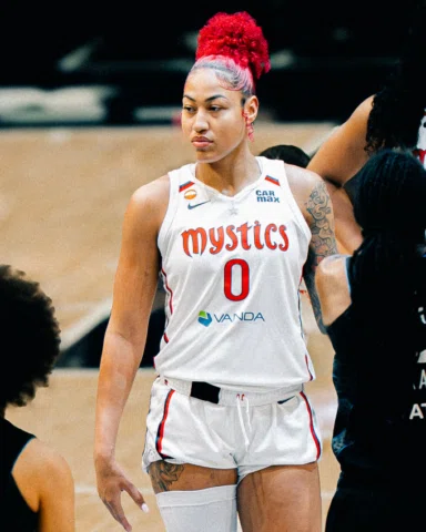 @curlyhead_kira Mystics 🏀
shot/edited by: @papistew 

#ShakiraAustin #WNBA #Mys