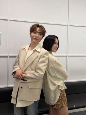 [GUMMY X SEUNGKWAN]
승관🍊이랑 함께한 ‘봄처럼 넌’ 🌸
잘 듣고 있나요?
_
#거미 #승관 #SEUNGKWAN #SEVENT
