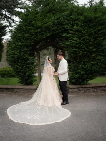 Mr & Mrs Gleave 🤍 17/10/25
.
Camera: @enness.media 
Bride’s dress: @_bayaoffici