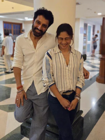 Trying to click some serious pictures 🤭😄

#saibabablessings #saideodhar #shakt