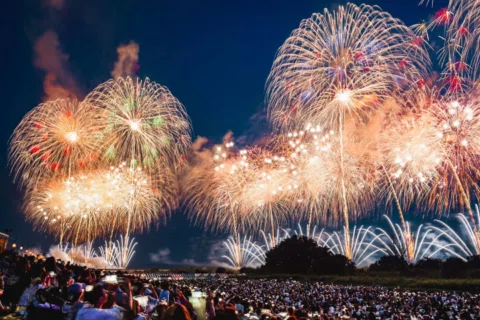 Words can't describe just how epic this fireworks display is. The Reconstruction