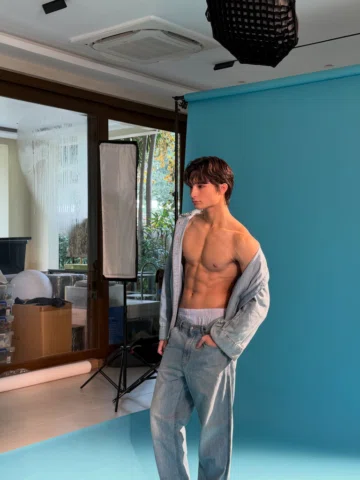 it’s just good lighting :)
.
.
.
.
.
.
#belo #campaignshoot