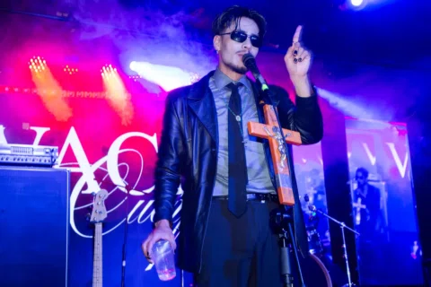 Ayer la banda mexicana @vacioscuerpos_postpunk por primera vez en Lima. Hasta pr