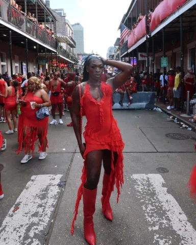 bourbon street babe… i think red just might be my color am i right ladies ? 🤭
