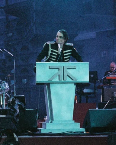 ⊹.✮₊⋆ mcr on film! ⋆⭒˚｡⋆

#mychemicalromance #mcr #mychem #gerardway #mikeyway #