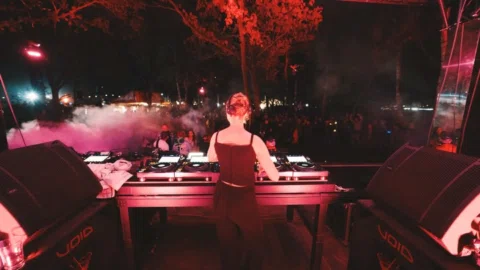 Danke @deichbrand_festival ❤️ had an absolute blast dancing with you! 

🎥 @cosm