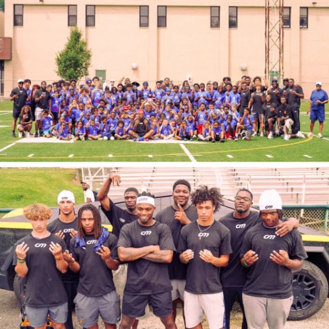 @d.ham3 Showing love and giving back to his community by hosting a youth camp th