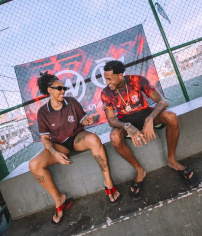 Blusa do Flamengo não é camisa é Manto ♥️🖤

📸 @menordafoto