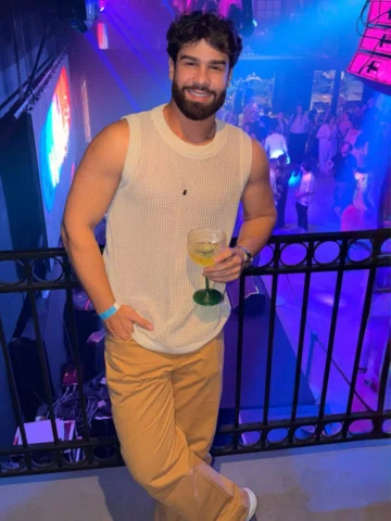 Pega essa sequência da festa da final… foi história sendo feita 🥂