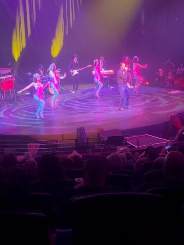 ⚡️ Born and raised in Vegas, baby! Franky Perez and the All Nighters thrilled th