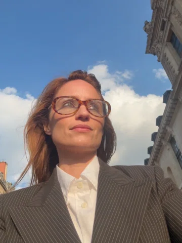 Joining the firm. Swipe for the news. Let’s go, favorite show @industryhbo