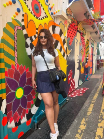 SINGAPORE for a hot min 🔥✨🫶🏻🤍
#bestcrewever❤️