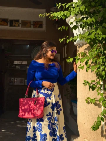 Blue and bright.. Birthday lunch done right🧿❤️!

#ootd #birthdayvibes #blues #b