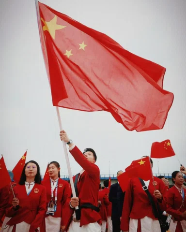 Paris 2024 Team China Flag Bearer 🇨🇳 
巴黎奥运会中国代表团旗手

—
#malong #malong1020 #tab