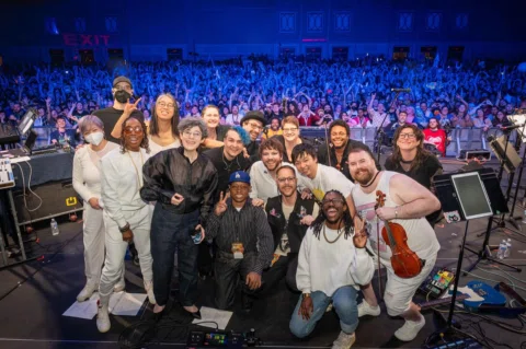 The most amazing band, amazing friends, amazing audience 🪽🪽🎩🪄#LonelyMagic #M
